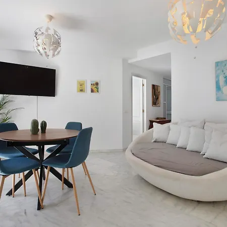 Plata Plaza Apartment Torremolinos